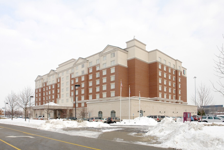 5100 Upper Metro Pl, Dublin, OH for sale - Building Photo - Image 2 of 7