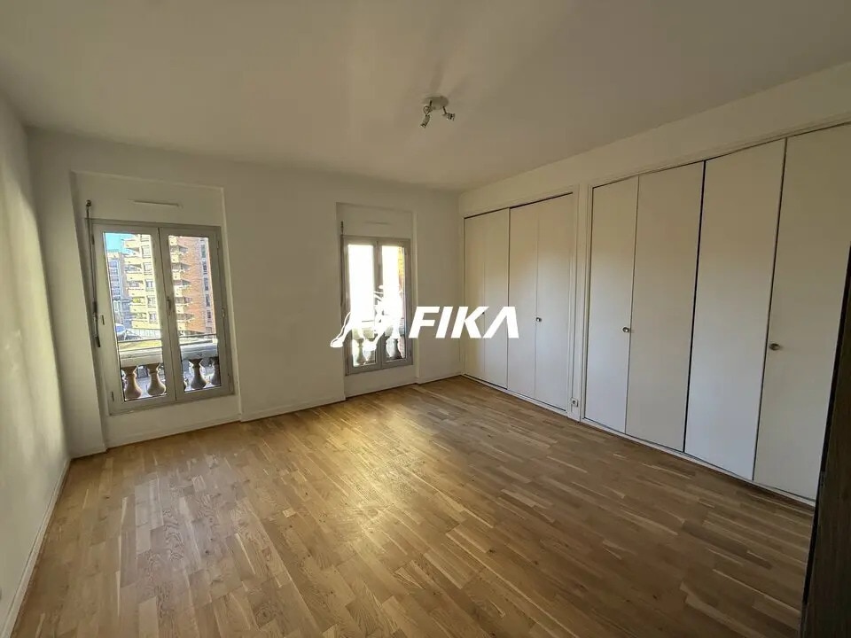 34 Boulevard Lazare Carnot, Toulouse for lease Interior Photo- Image 1 of 13