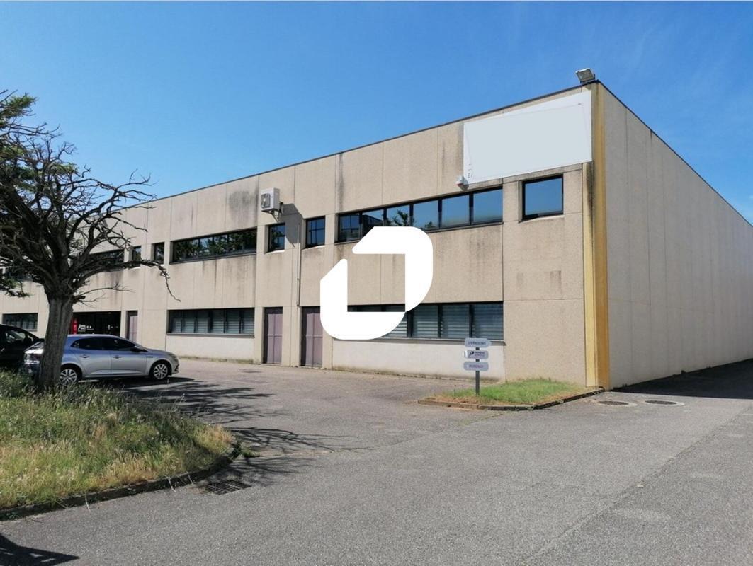 Rue Du Mont-Blanc, Corbas for lease Building Photo- Image 1 of 24