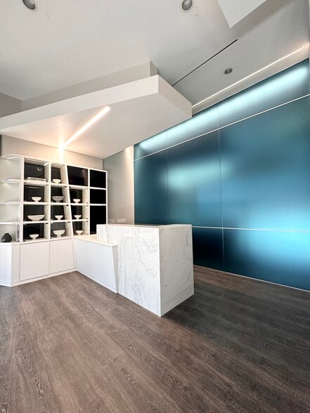 2015 S Shepherd Dr, Houston, TX à louer - Photo intérieure - Image 1 de 23