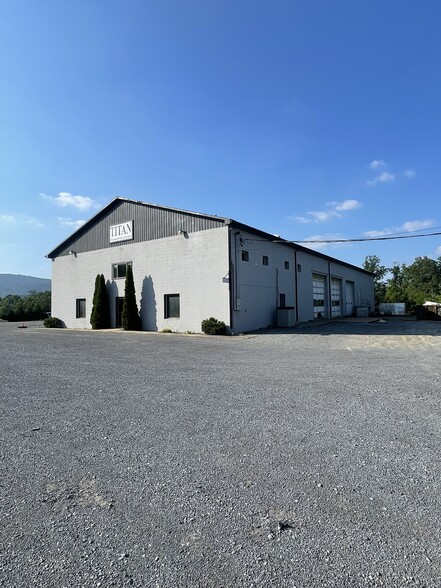 5559 William Penn Hwy, Alexandria, PA for sale - Building Photo - Image 3 of 29