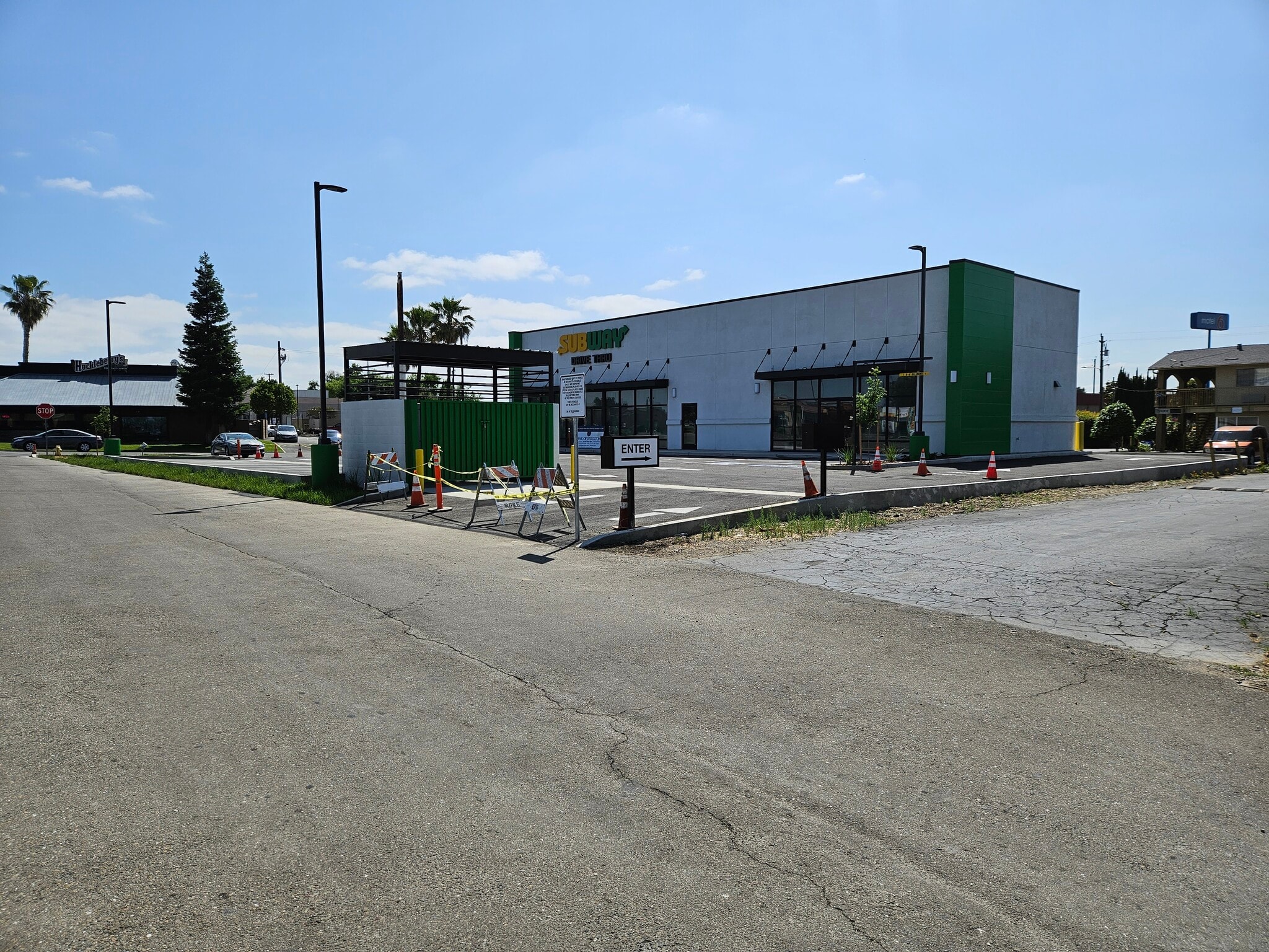 4170 E Waterloo Rd, Stockton, CA for lease Primary Photo- Image 1 of 4