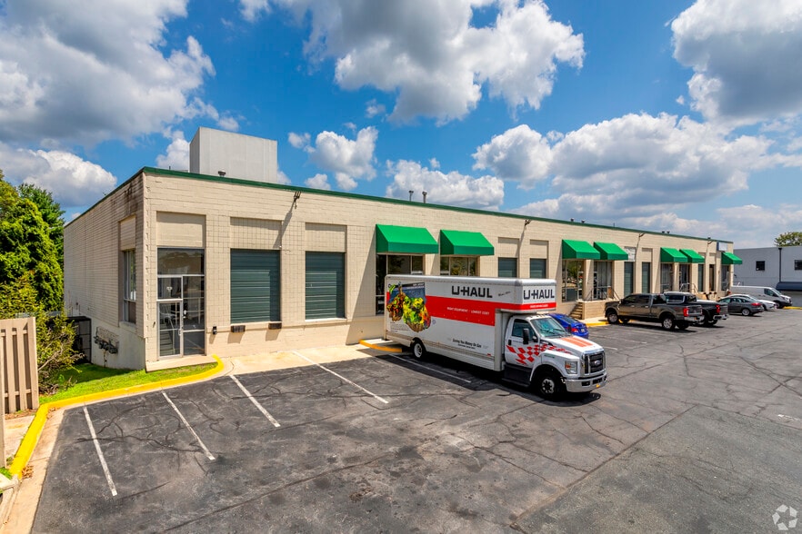 687 Lofstrand Ln, Rockville, MD for lease - Building Photo - Image 2 of 3