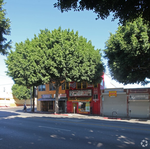 2031-2035 E Cesar E Chavez Ave, Los Angeles, CA for sale - Building Photo - Image 3 of 3