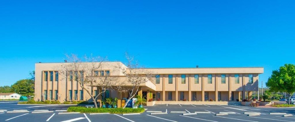 1320 N Semoran Blvd, Orlando, FL à vendre - Photo principale - Image 1 de 9