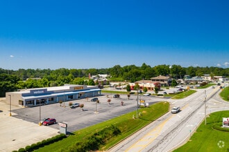 200 E Louise St, Clarkesville, GA - Aérien  Vue de la carte - Image1