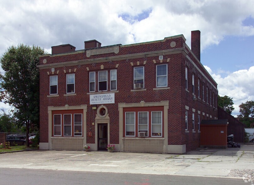 148 Taylor St, Springfield, MA à vendre - Photo du bâtiment - Image 2 de 9