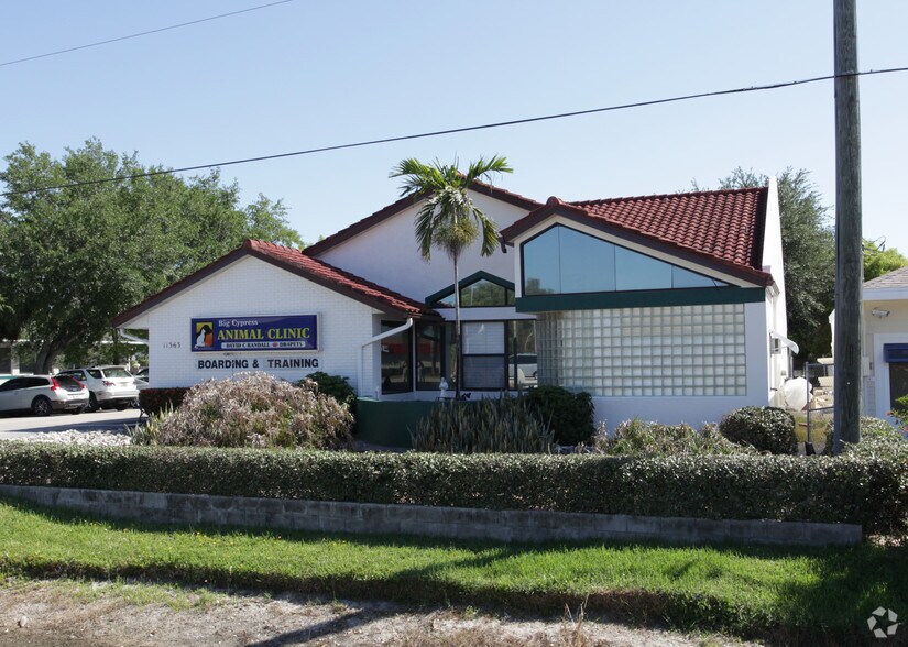 11363 Tamiami Trl E, Naples, FL à vendre - Photo du bâtiment - Image 2 de 2