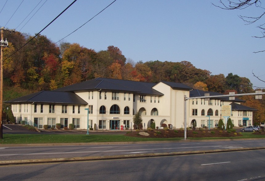 9401 McKnight Rd, Pittsburgh, PA for sale - Primary Photo - Image 1 of 1