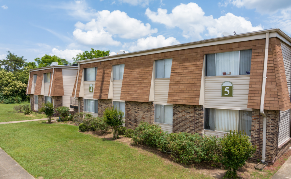 Multifamily in Montgomery, AL for sale - Building Photo - Image 1 of 1