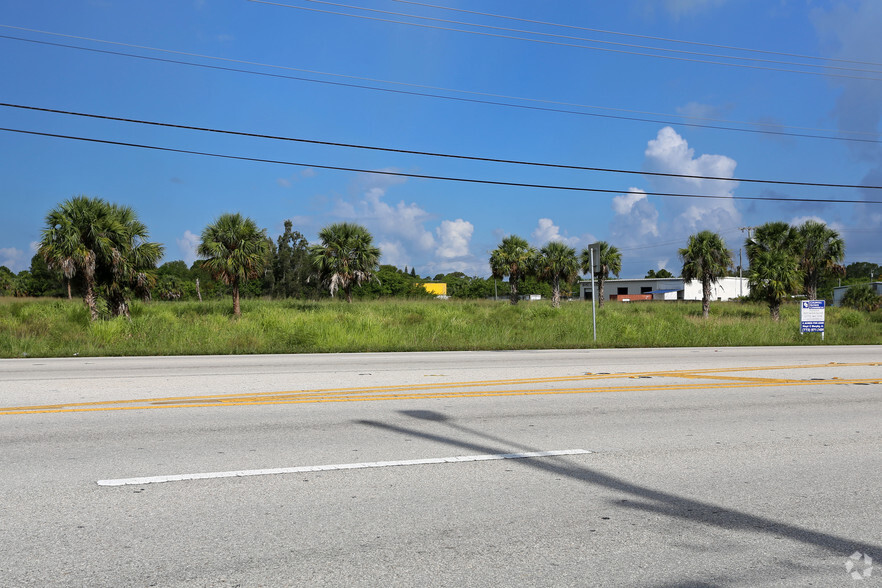 3419 S US Highway 1, Fort Pierce, FL for sale - Building Photo - Image 2 of 9