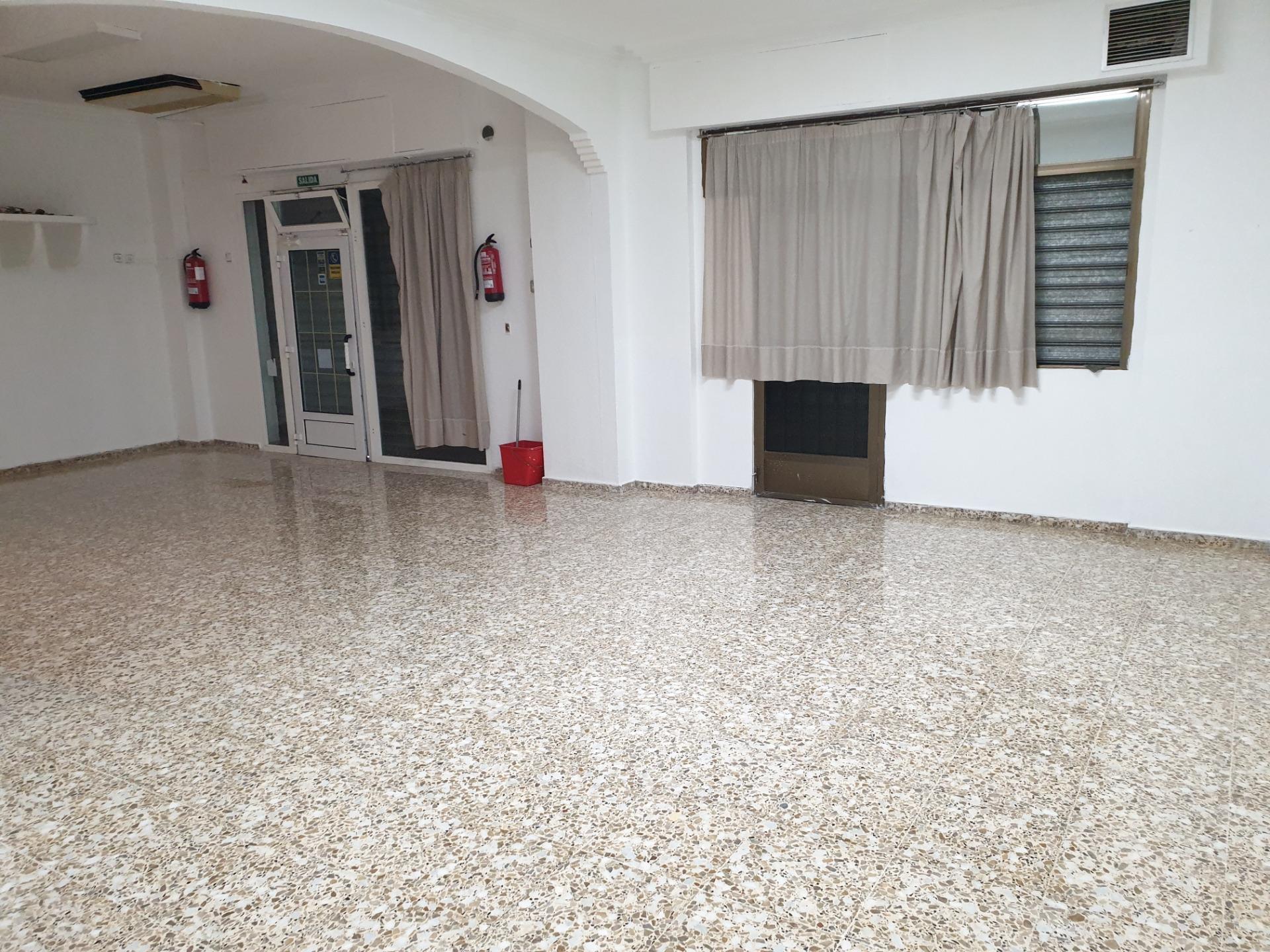 Retail in Petrer, Alicante for sale Interior Photo- Image 1 of 34