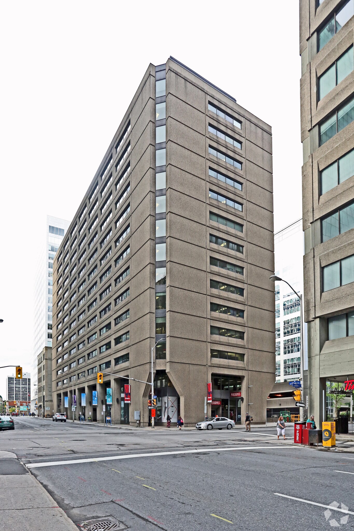 110 O'connor St, Ottawa, ON for sale Primary Photo- Image 1 of 1