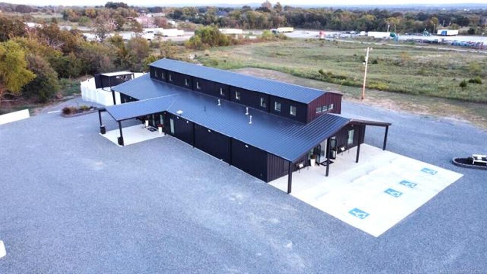 3504 N George Nigh Expy, Mcalester, OK for sale - Building Photo - Image 2 of 31