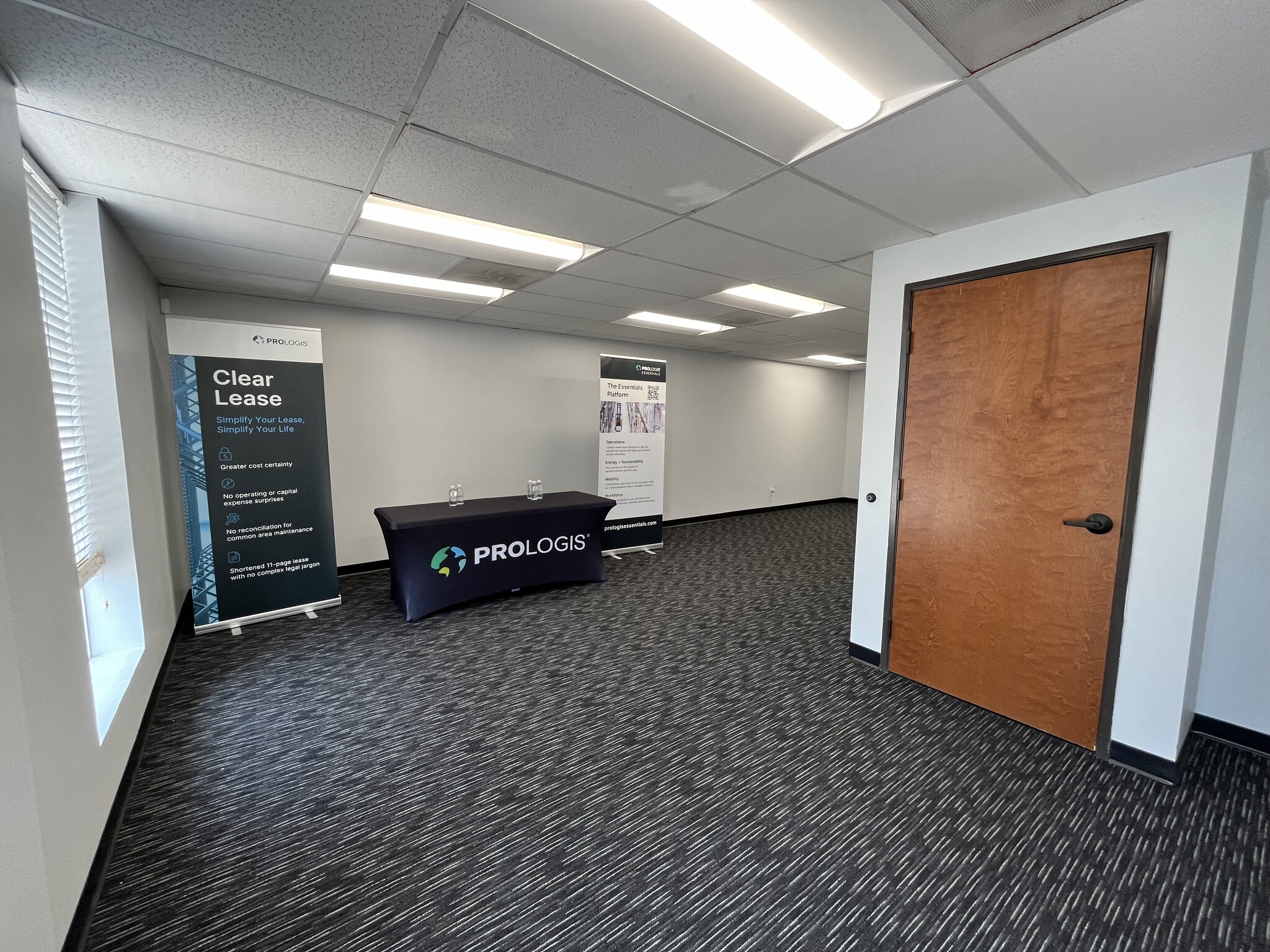 151 Regal Row, Dallas, TX for lease Building Photo- Image 1 of 3