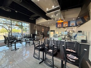 4680 S Maryland Pky, Las Vegas, NV for lease Interior Photo- Image 2 of 19