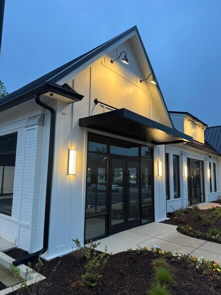 3050 Forest Hill Irene Rd, Germantown, TN à louer - Photo du bâtiment - Image 3 de 6
