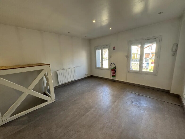 Flex dans Bezons à louer - Photo du bâtiment - Image 3 de 18