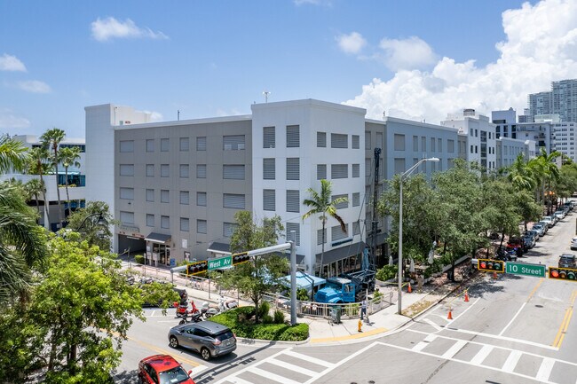 Plus de détails pour 959 West Ave, Miami Beach, FL - Commerce de détail à louer