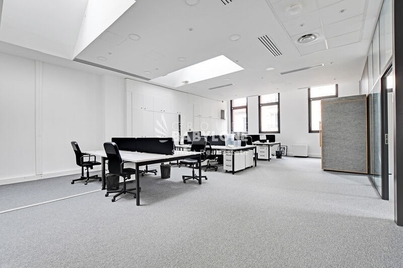 Office in Levallois-Perret for lease - Interior Photo - Image 3 of 13