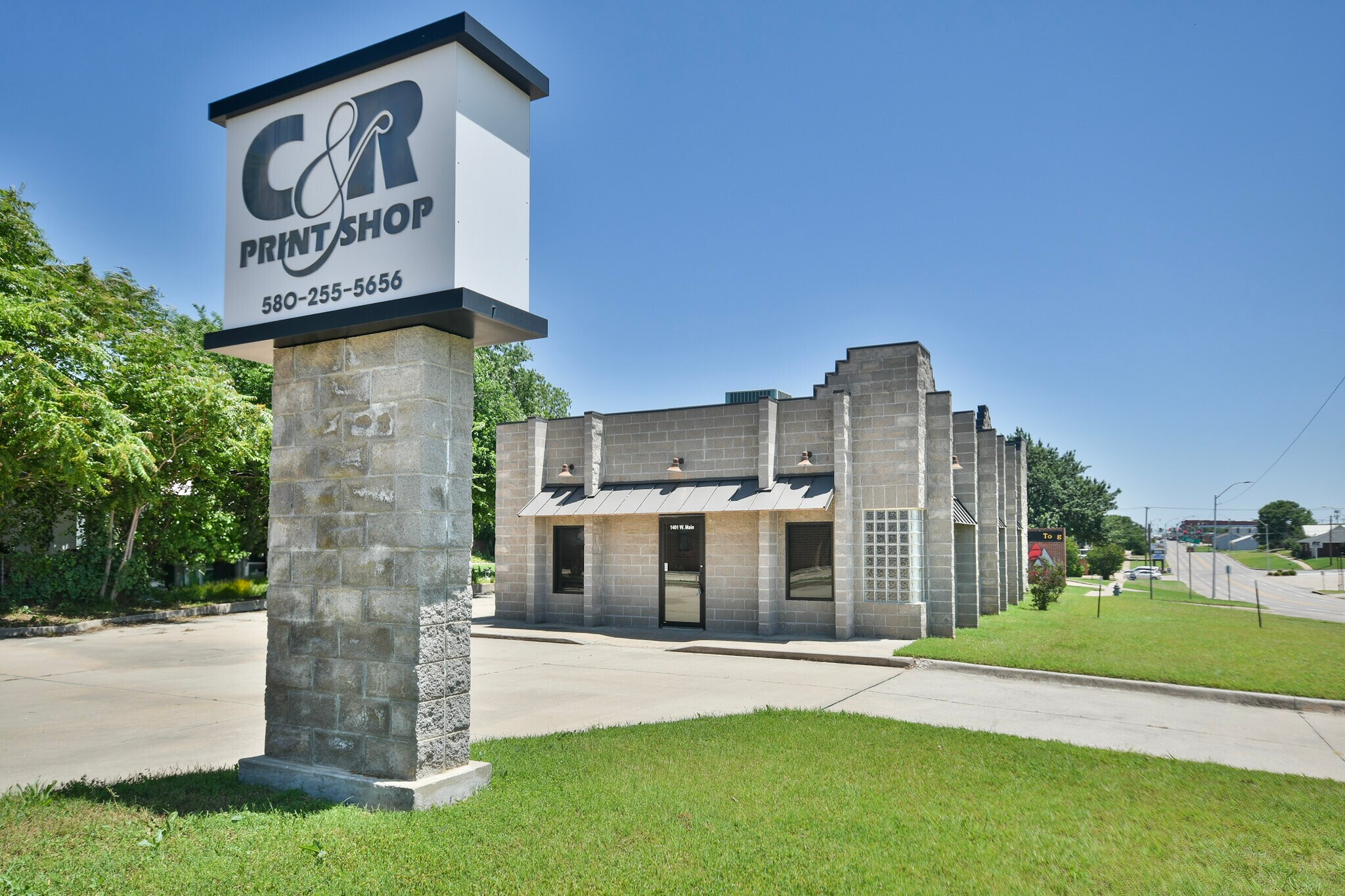 1401 W Main St, Duncan, OK à louer Photo principale- Image 1 de 18