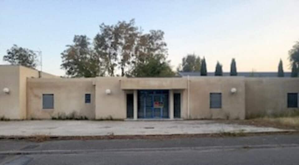 Office in Avignon for sale - Building Photo - Image 1 of 12