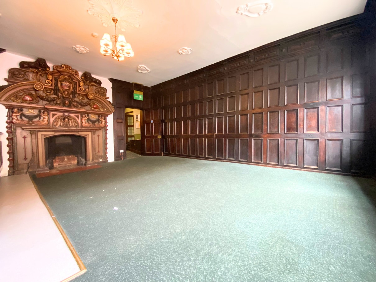 9 Southgate St, Gloucester for lease Interior Photo- Image 1 of 4