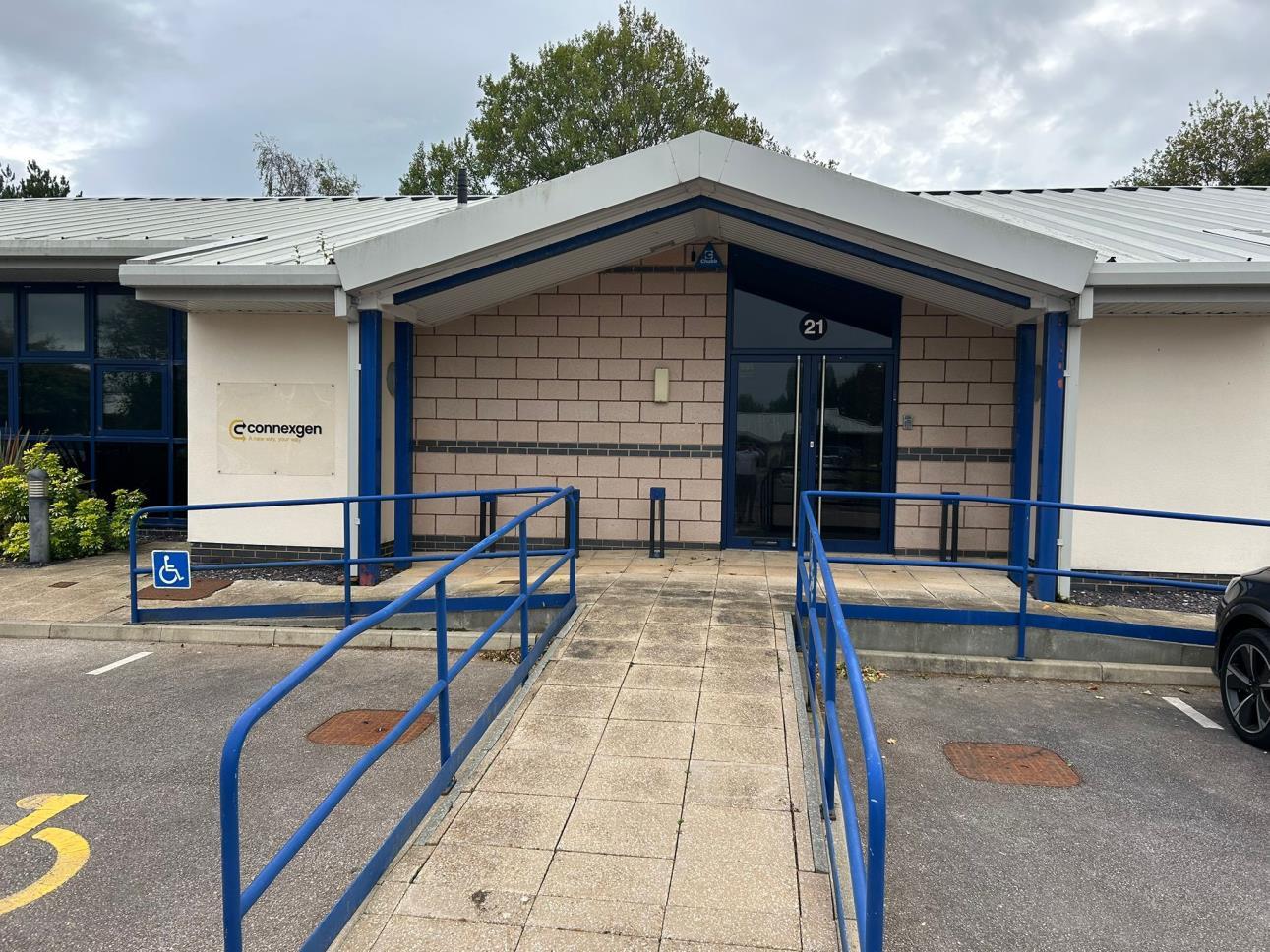 Ffordd Richard Davies, St Asaph à louer Photo du bâtiment- Image 1 de 3