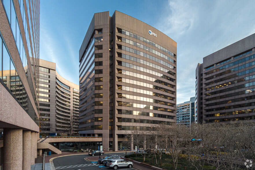 1225 S Clark St, Arlington, VA for lease - Building Photo - Image 1 of 5