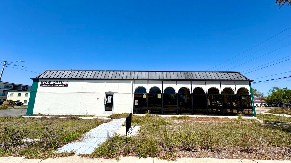 3501 Central Ave N, Saint Petersburg, FL à louer - Photo du bâtiment - Image 3 de 17