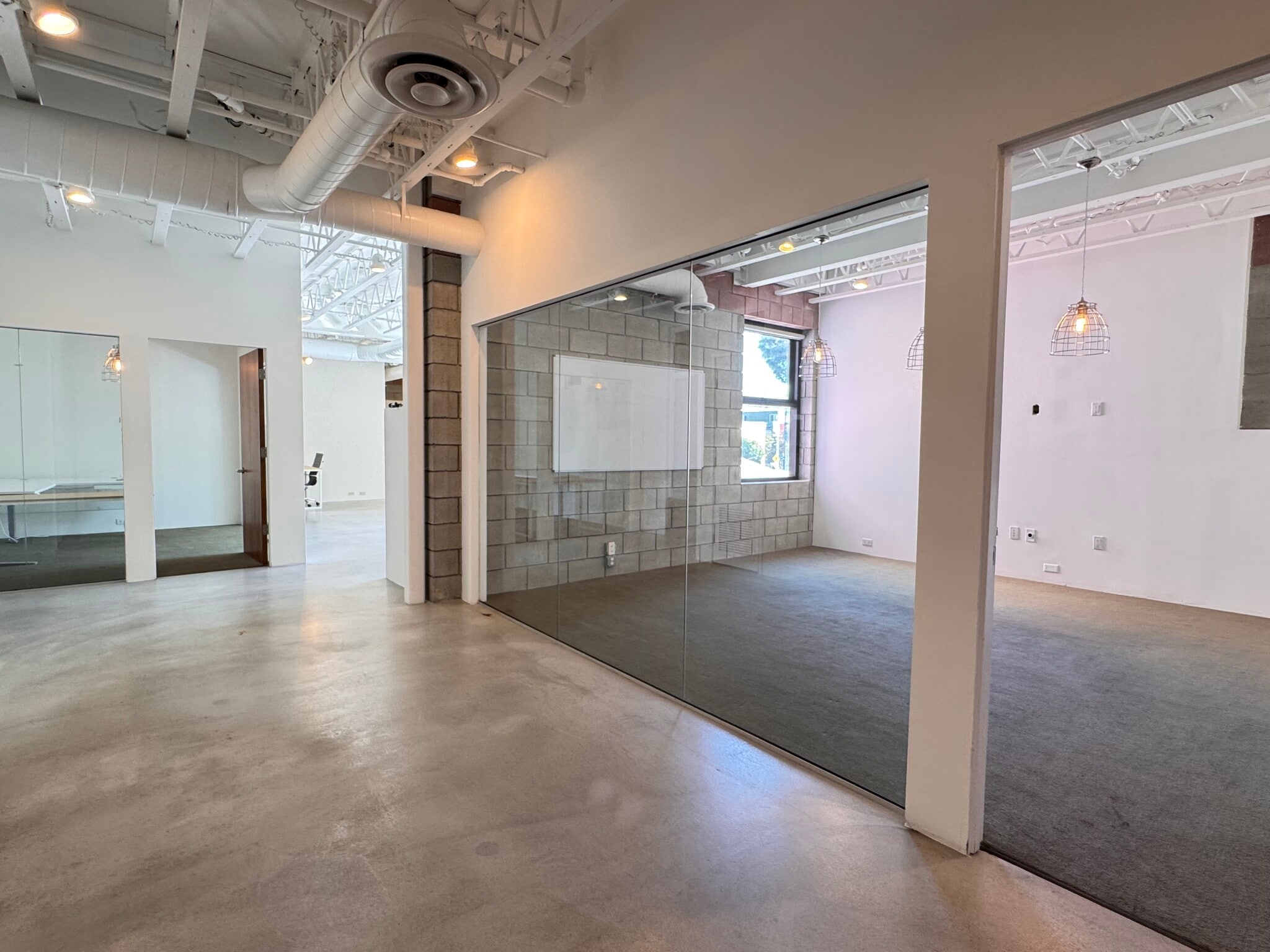 2110 Main St, Santa Monica, CA for lease Interior Photo- Image 1 of 13