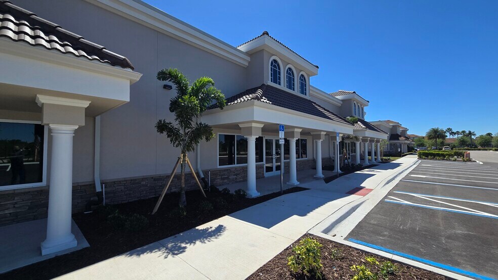 1755 Berglund Ln, Melbourne, FL à louer - Photo du bâtiment - Image 2 de 7