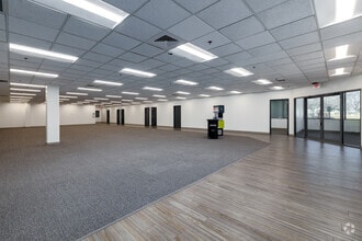 2380 Sullivan Rd, Aurora, IL for lease Lobby- Image 2 of 18