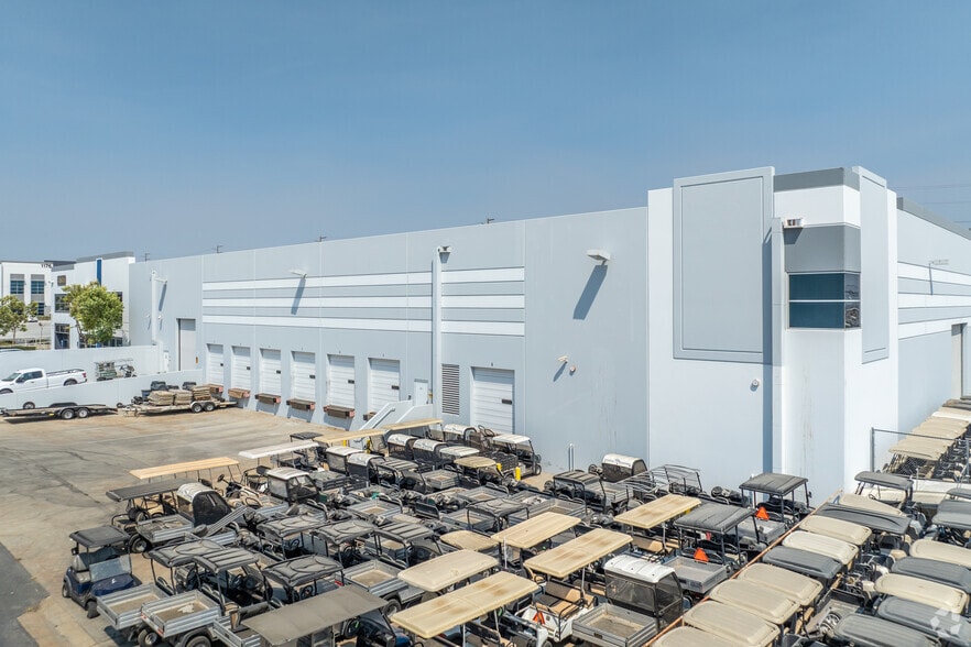 1203 Hall Ave, Jurupa Valley, CA for sale - Building Photo - Image 2 of 4