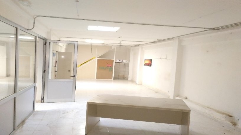 Multifamily in Barcelona, Barcelona for sale - Interior Photo - Image 3 of 5