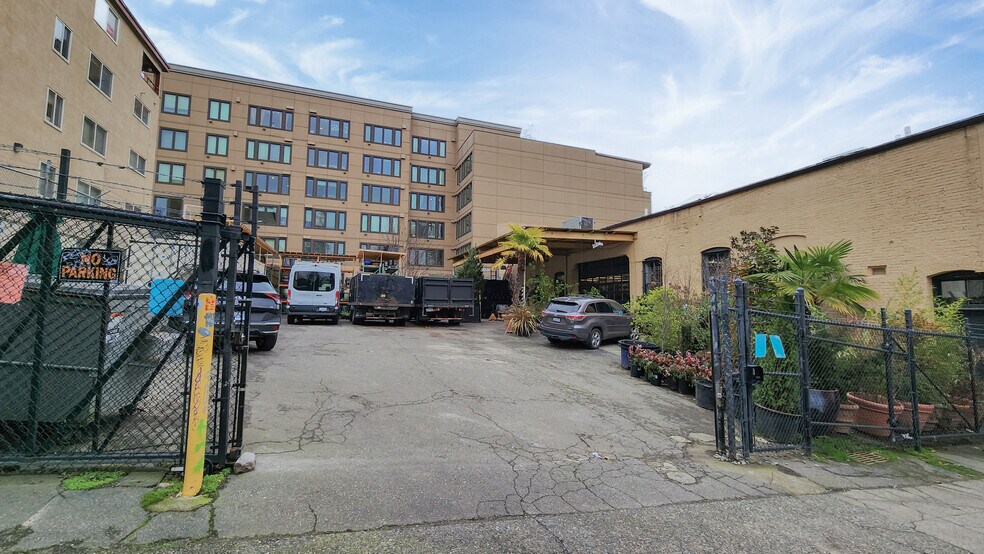 517 E Pike St, Seattle, WA à louer - Photo du bâtiment - Image 2 de 2