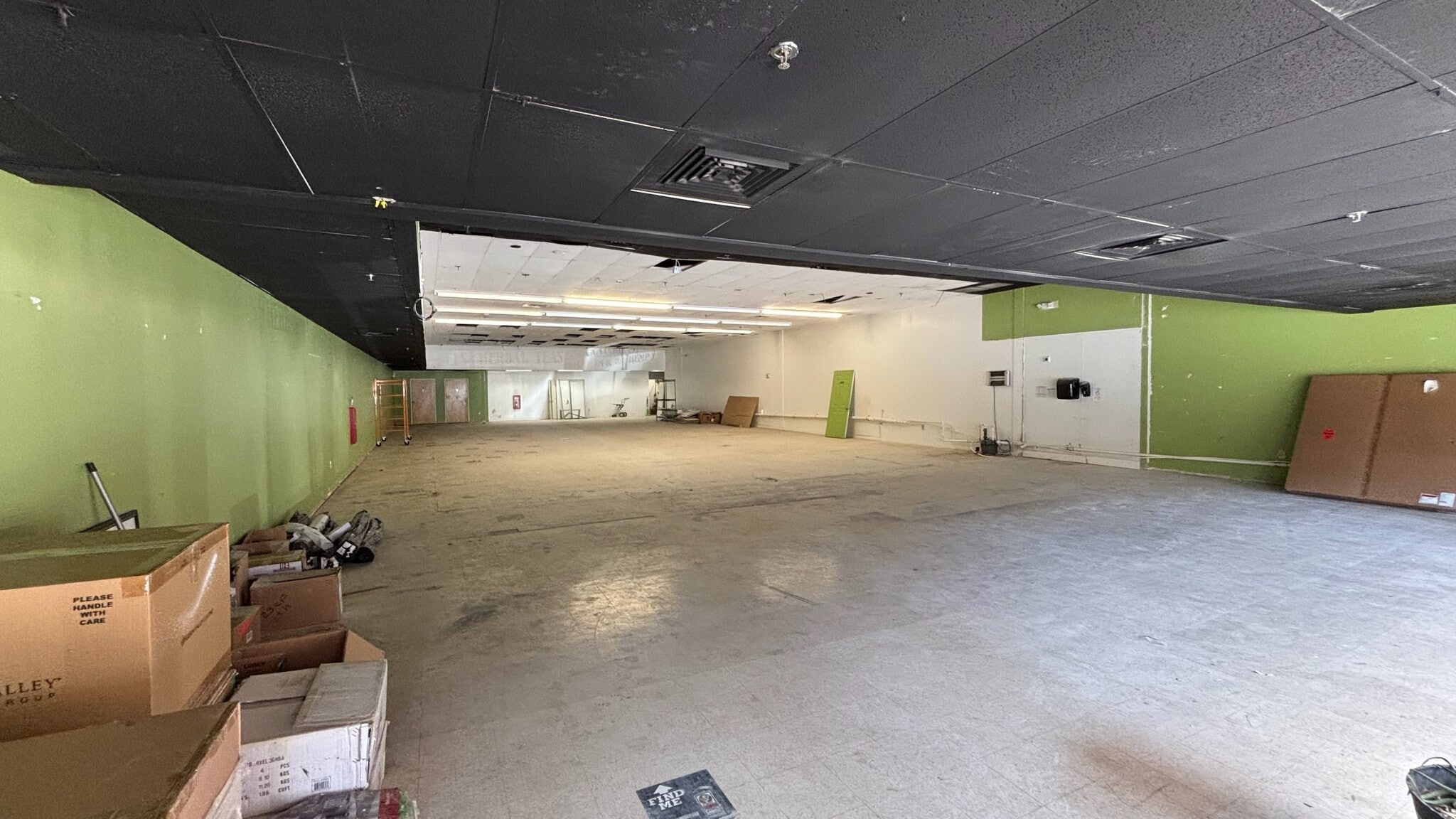 1357-1359 E Parkway, Gatlinburg, TN à louer Photo intérieure- Image 1 de 10