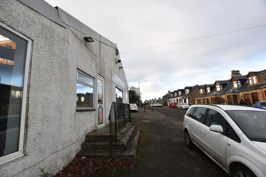 2 Main St, Falkirk for lease - Building Photo - Image 2 of 2