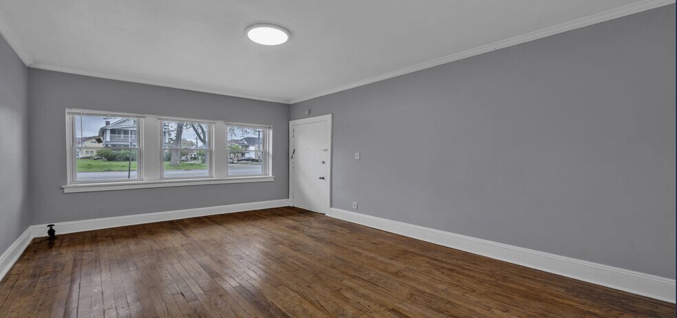 3438 Bosworth Rd, Cleveland, OH à vendre - Photo intérieure - Image 3 de 8