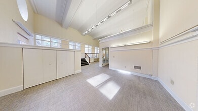 43 Thorndike St, Cambridge, MA à louer Numérisation 3D de Matterport- Image 1 de 16