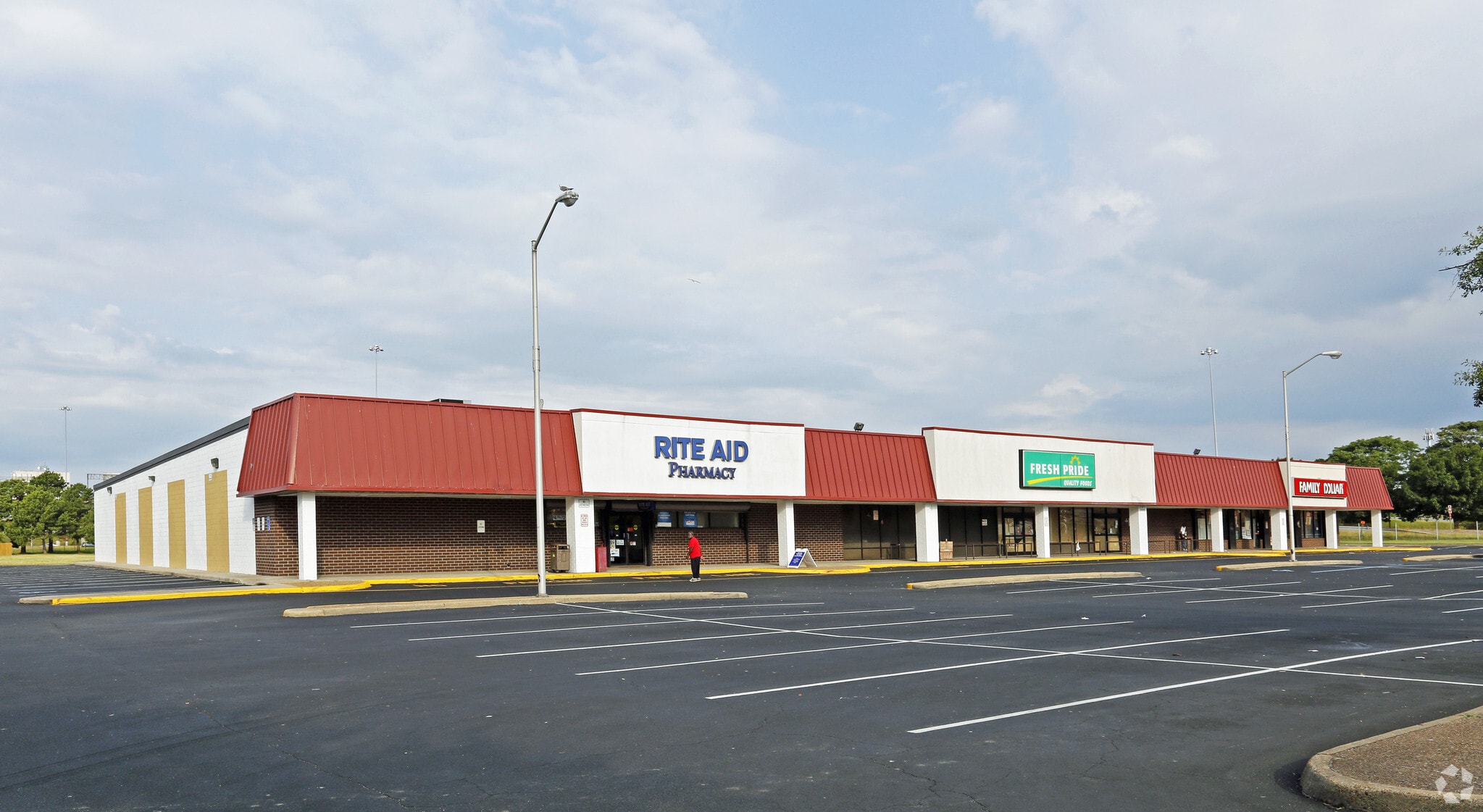2305 Jefferson Ave, Newport News, VA for lease Primary Photo- Image 1 of 5