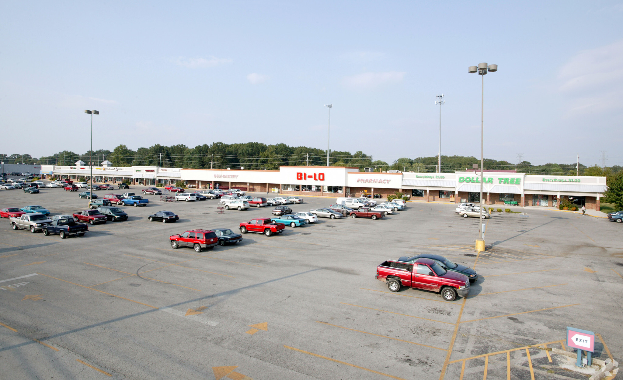 1802 N Jackson St, Tullahoma, TN for lease Primary Photo- Image 1 of 8