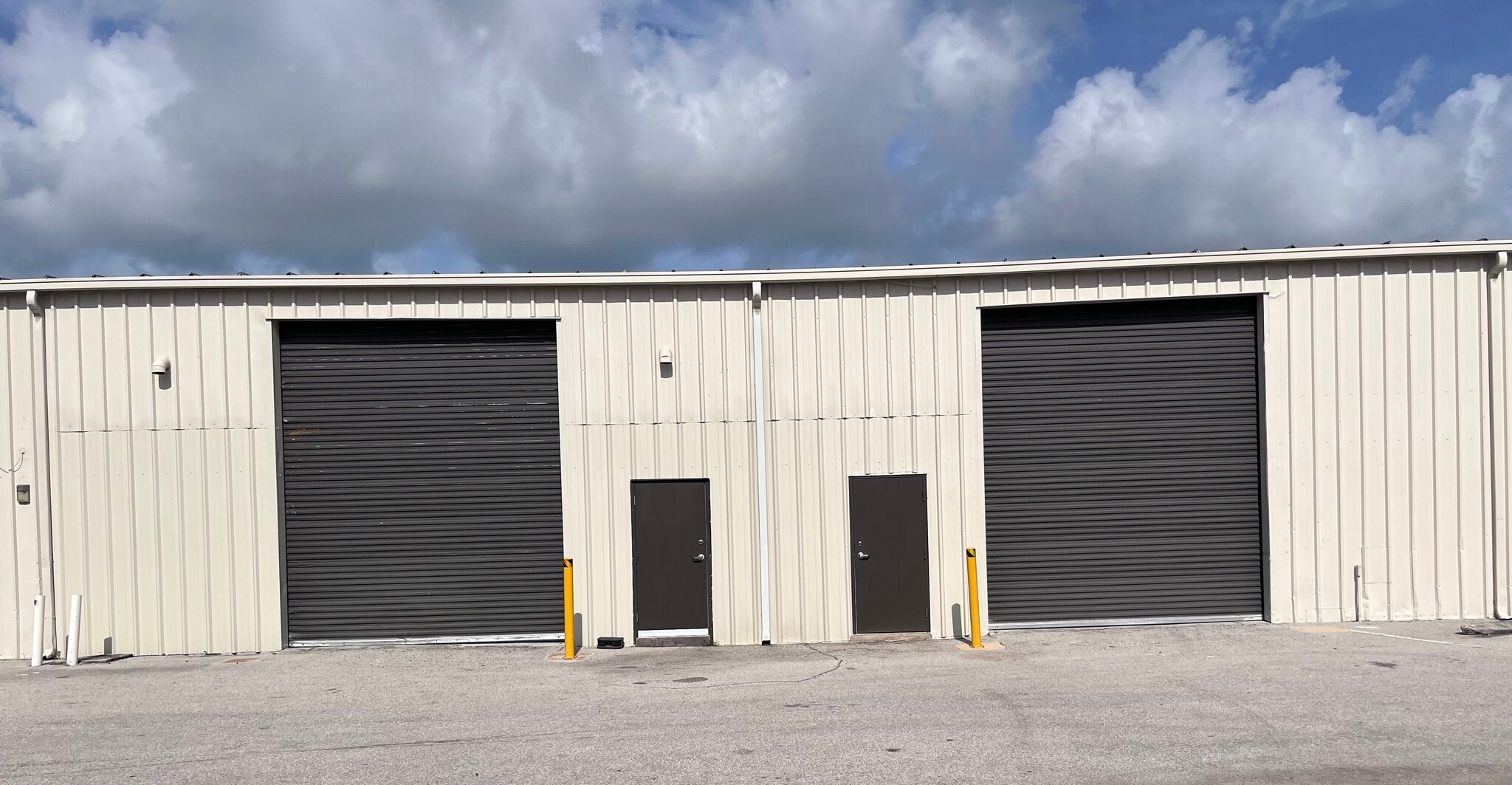 3942 Arnold Ave, Naples, FL for lease Building Photo- Image 1 of 8