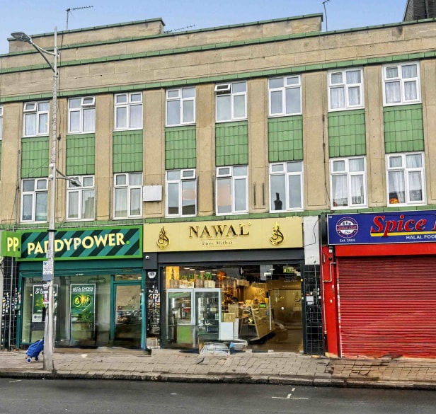 40-40A High St, Ilford for sale - Building Photo - Image 1 of 12