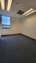 3825 Henderson Blvd, Tampa, FL for lease Interior Photo- Image 1 of 4