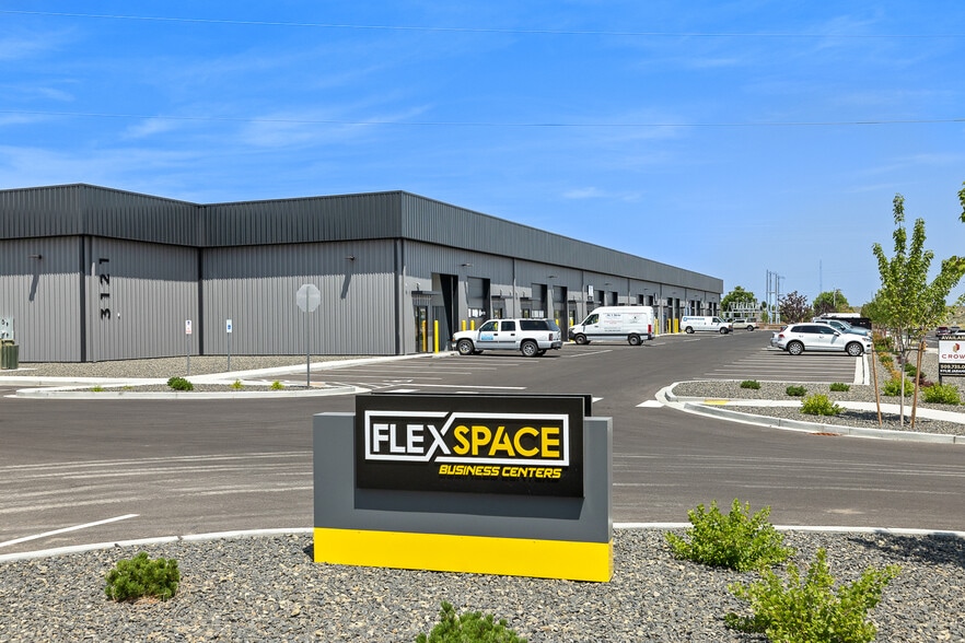 3121 Leslie Rd rd, Richland, WA for lease - Building Photo - Image 1 of 30