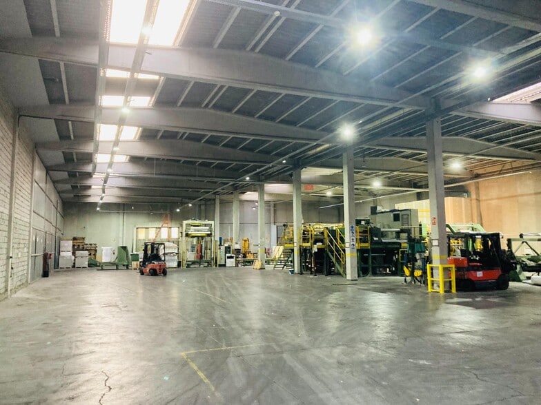 Industrial in Sant Feliu de Codines, Barcelona for sale - Interior Photo - Image 2 of 5