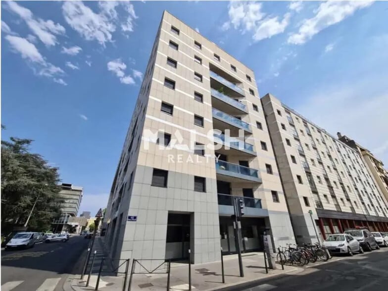 Bureau dans Lyon à vendre - Photo du bâtiment - Image 3 de 13