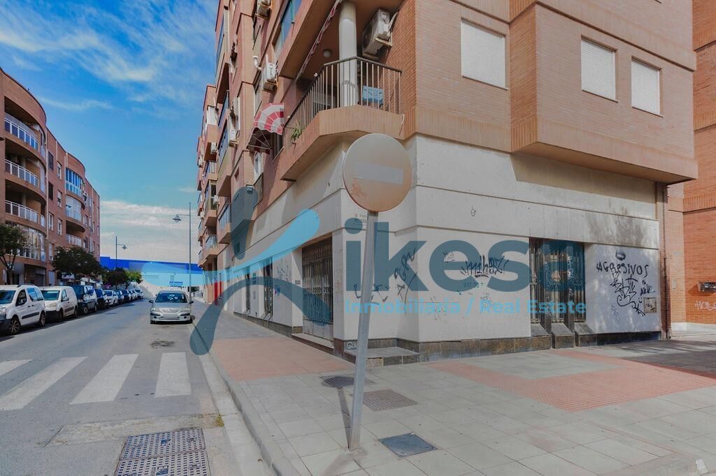 Retail in Almería, Almería for sale Building Photo- Image 1 of 20