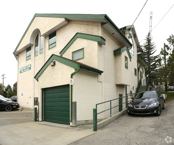124 42nd Ave SW, Calgary, AB for lease - Building Photo - Image 3 of 7